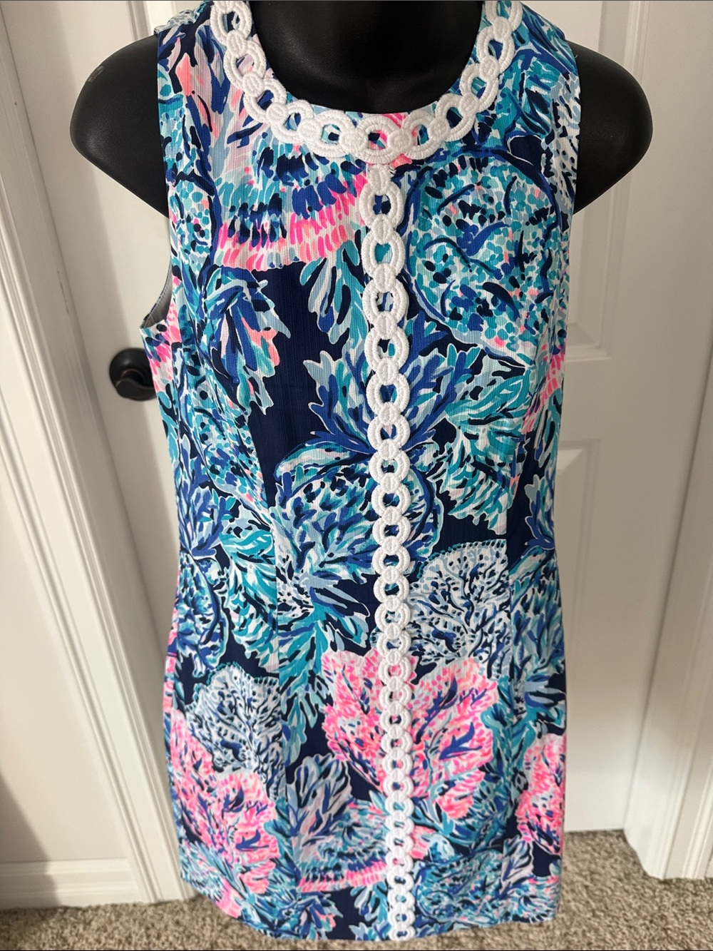 Lilly Pulitzer navy and pink shift size 2 EXC
